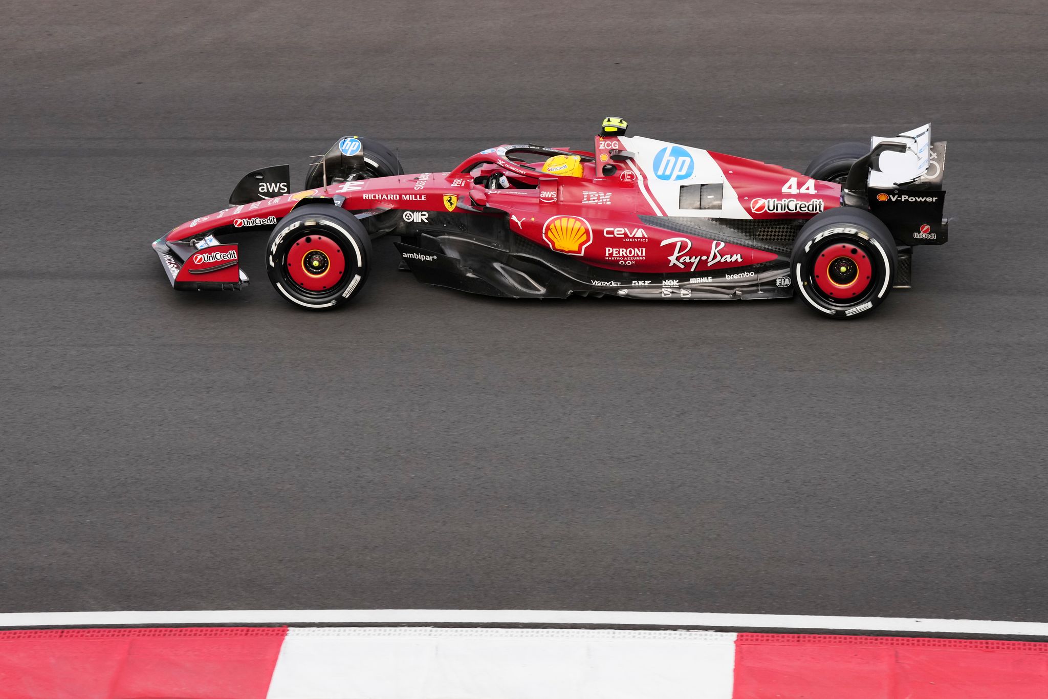 Ferrari-Stars Hamilton und Leclerc in China disqualifiziert